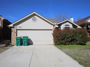 1334 Mimosa Ln, Lewisville, TX 75077