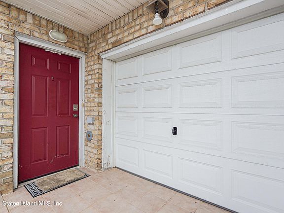 4th image of 481 Father Capodanno Blvd #A
