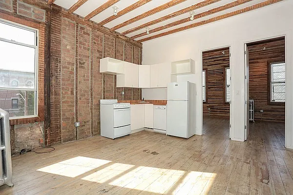 Rented by Nolita Group | media 19