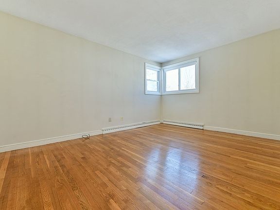 5th image of 481 Blue Hill Ave
