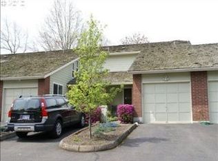 9158 SW Wilshire St, Portland, OR 97225