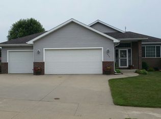 1046 John And Mary Dr SE, Chatfield, MN 55923