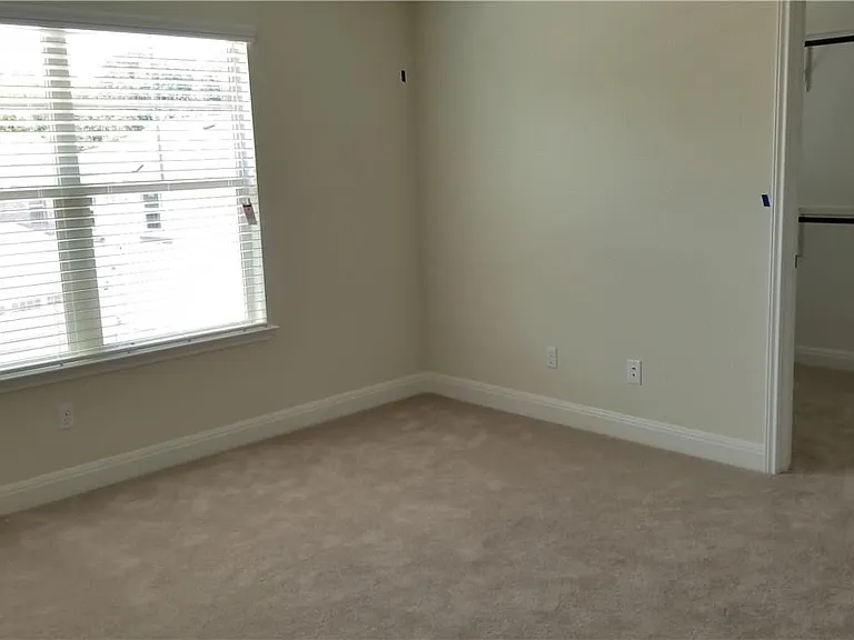 1050 Kenney Fort Xing #37 — Photo 18