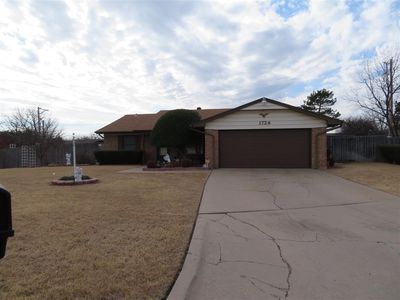 1724 NW Crosby Park Blvd, Lawton, OK, 73505