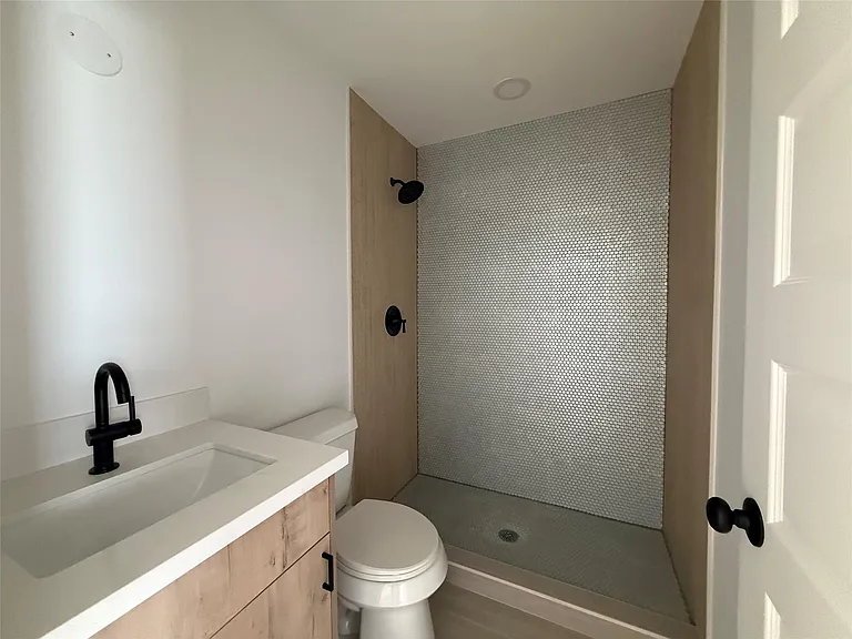 3617 Rosalie St #3 — Photo 7