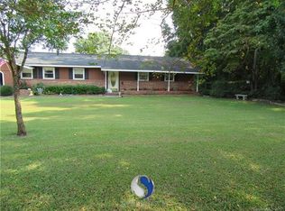 9404 Mount Holly Huntersville Rd, Charlotte, NC 28216