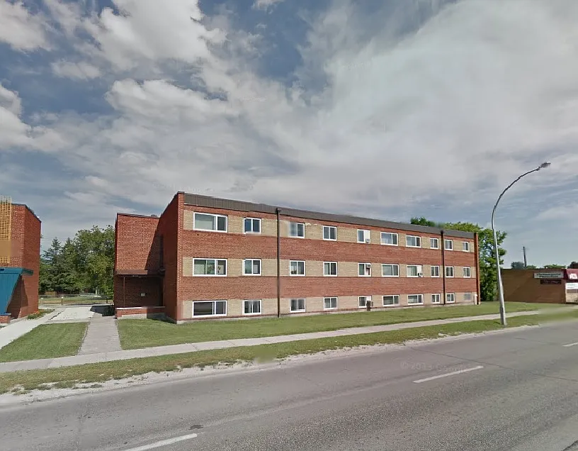 1472 Pembina Hwy #1