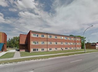 1472 Pembina Hwy #6, Winnipeg, MB R3T 2C3