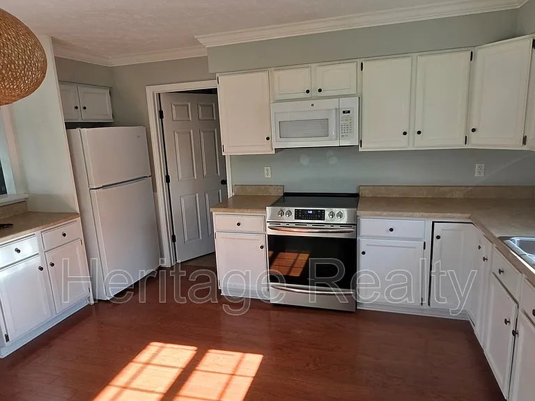 5509 Springridge Ln — Photo 5