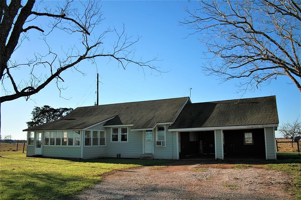 2982 Chew Rd, Sealy, TX 77474 Zillow