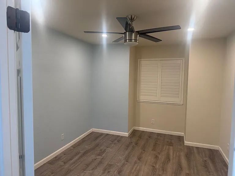 207 Round House Pl — Photo 18