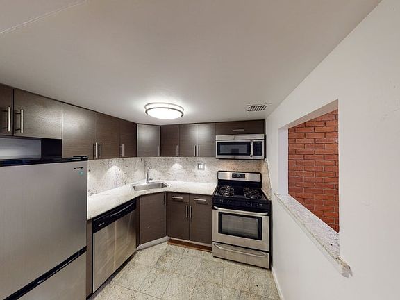 5th image of 10 Jones St APT 2F