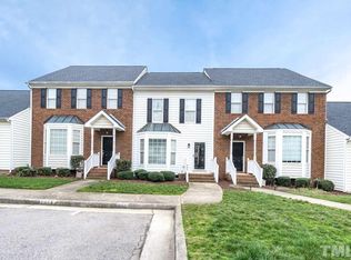 205 Knightsborough Way, Apex, NC 27502