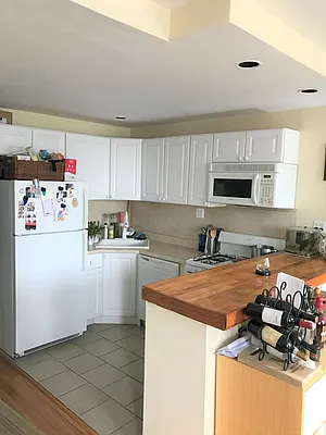 Rented by Realty Collective | media 12