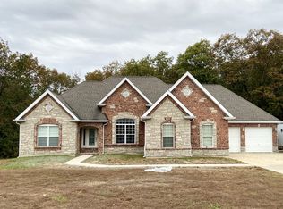 19 Deer Valley Ct, Troy, MO 63379