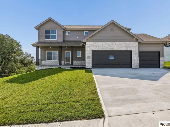 10959 N 173rd Ave, Bennington, NE 68007