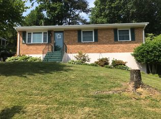 4136 Arlington Hills Dr, Roanoke, VA 24018