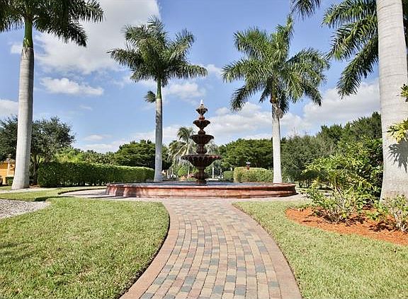 4th image of 19600 Marino Lake Cir APT 3001