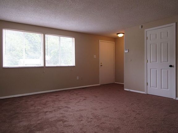 2nd image of 4325 Park Forest Dr