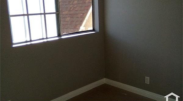 2nd image of 500 S Gerhart Ave #C