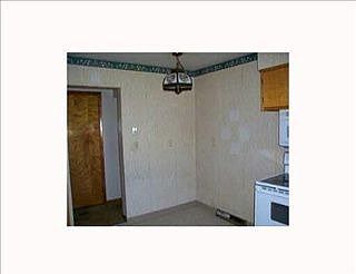 4th image of 713 Mace St