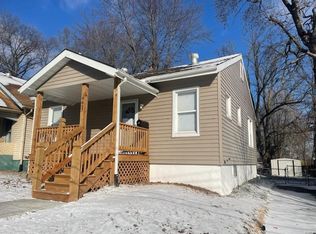 9607 Robertson Ct, Saint Louis, MO 63114