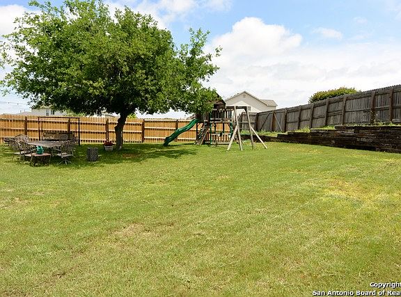 2nd image of 13302 Concordia Oak