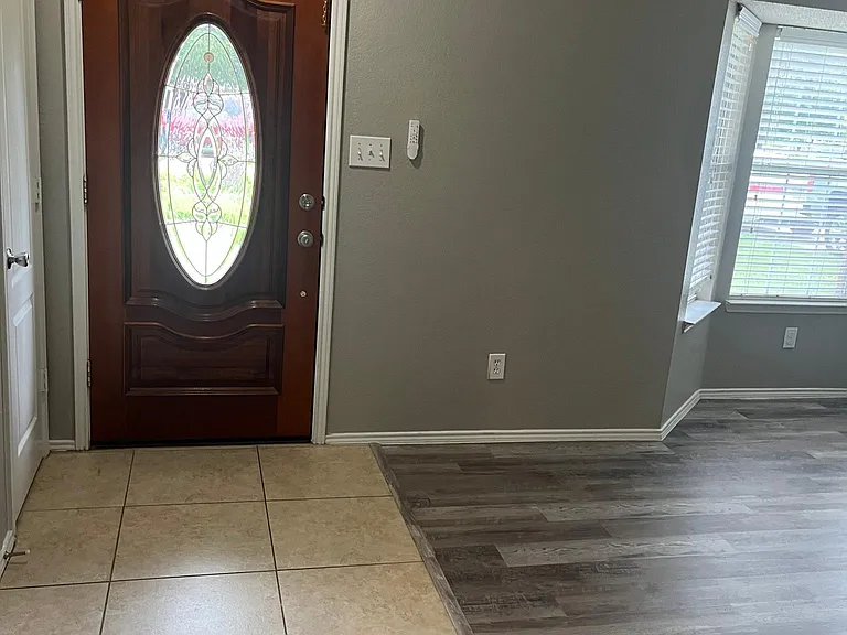 4405 Carriage Lane Cir — Photo 21