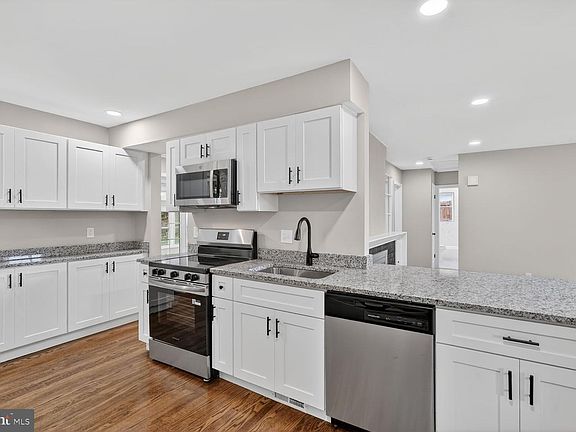 2nd image of 8108 Hammond Ave