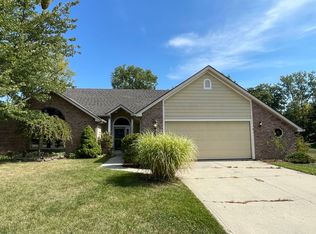 1903 Winding Creek Ln, Fort Wayne, IN 46804