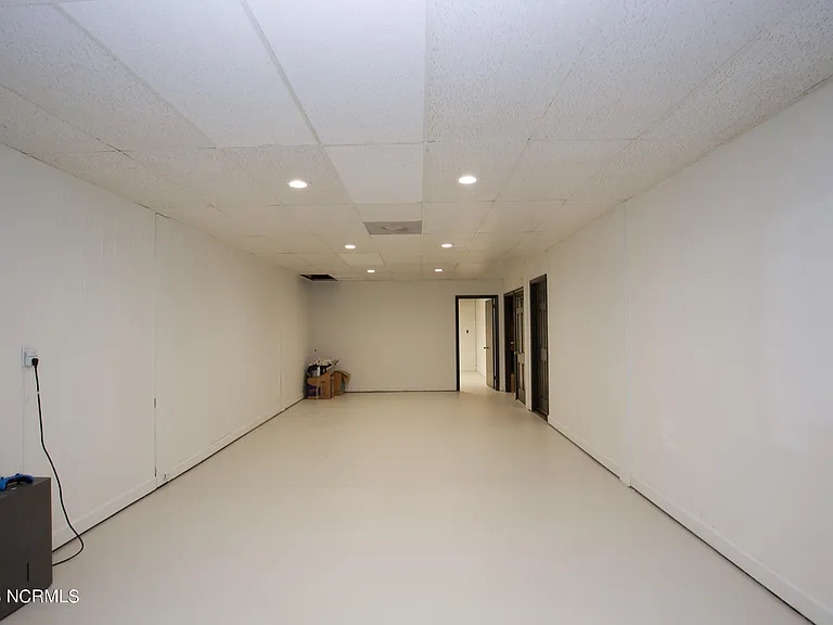 1000 Robinwood Rd — Photo 57