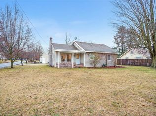 540 Quarterline St, Newaygo, MI 49337