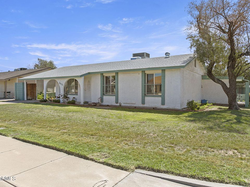 1st image of 2433 W Poinsettia Drive
