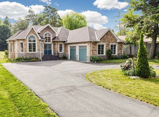 5633 Lakeshore Rd, Whitchurch Stouffville, ON L4A3C3