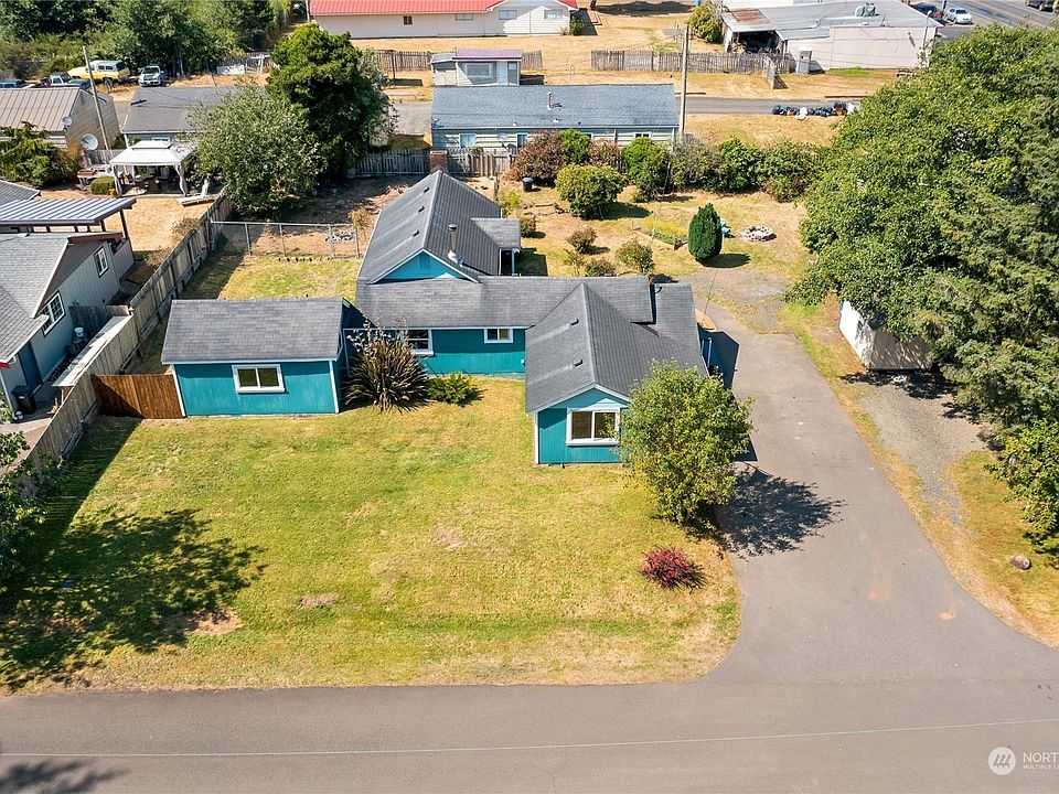 1st image of 826 Jado Place