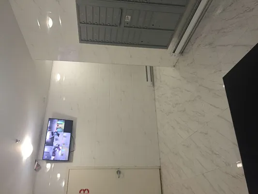 Rented by 18 REALTY | media 12