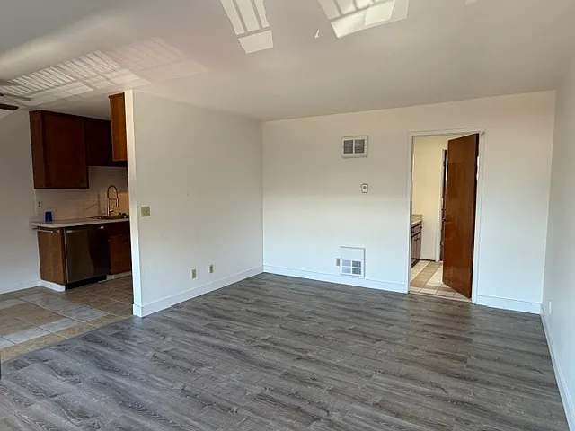 2220 Lincoln Ave #L — Photo 10
