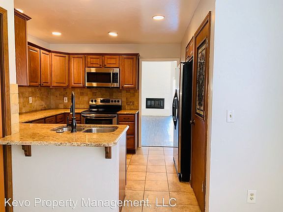 2nd image of 11300 Benttree Cir