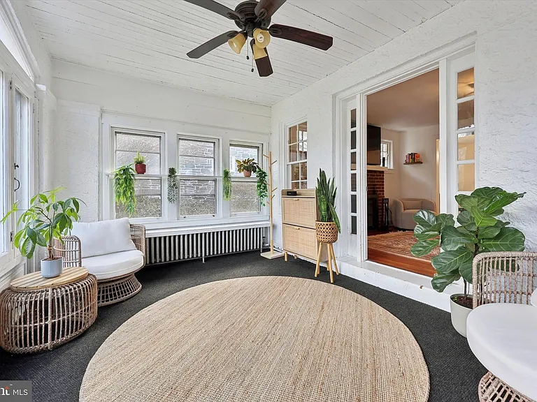 232 Forrest Ave — Photo 26