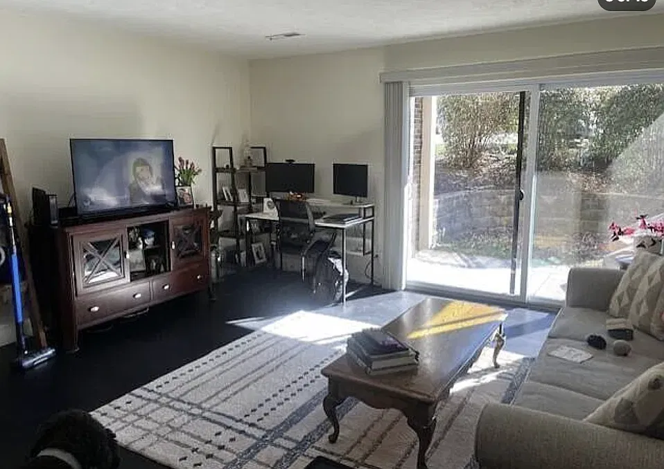 2 bed, 980 sqft, $1,400 — Photo 2