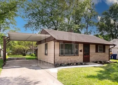 2 bed, 1.0 bath, 672 sqft, $1,250 — Photo 1