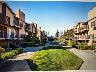 1128 Pear Tree Ln, Napa, CA, 94558