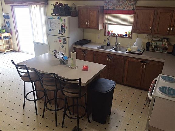 4th image of 1119 Brittney Blvd