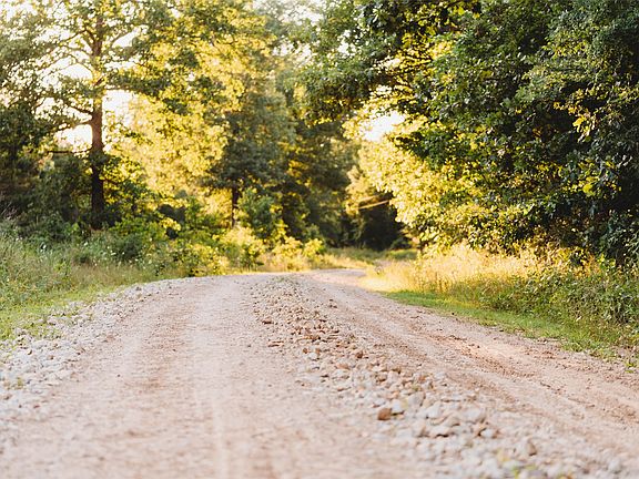 3rd image of 4861 County Road 4610
