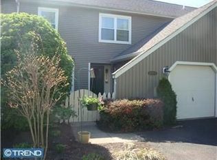 1553 Willow Pond Dr, Yardley, PA