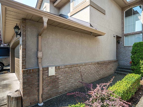 3rd image of 2525 Yale Ct #44