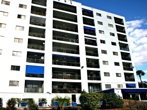 2780 N Riverside Dr APT 403, Tampa, FL 33602