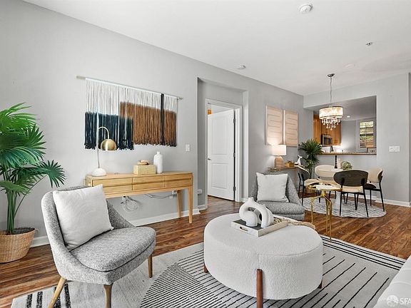 5th image of 301 Crescent Ct APT 3103