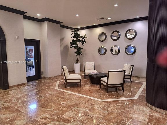 5th image of 3610 Yacht Club Dr APT 514