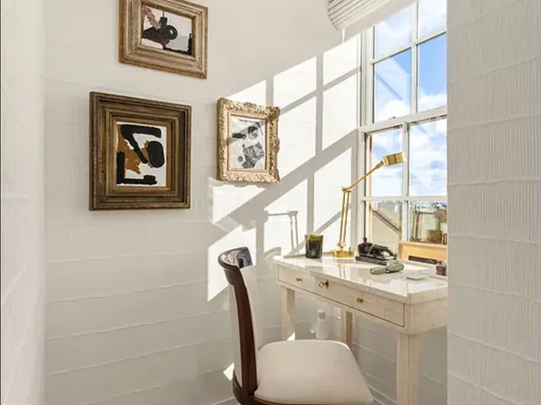 360 Central Park West image 8 of 22